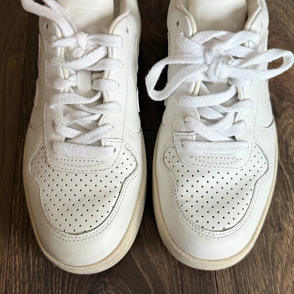 Veja - V-10 Sneaker - Picture 4 of 6